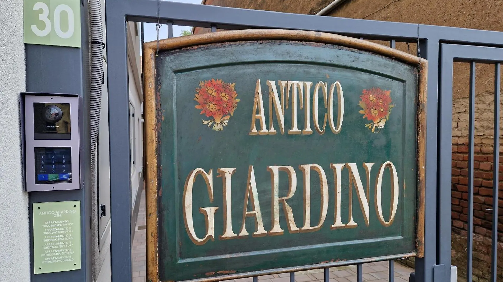 Antico Giardino - Elena Lejlighed Busto Arsizio